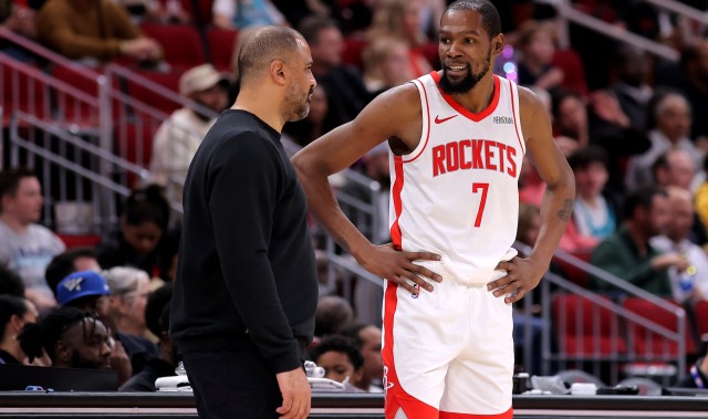 英雄联盟赛事-乌度卡：杜兰特要继续信任队友 被包夹后要继续传球 不能垂头丧气