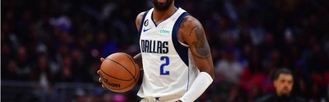 英雄联盟赛事-怎么看？字母哥：欧文受伤很不幸 他是伟大的领导者