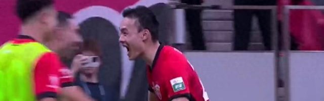 刘若钒踢疯了！一战独造4球，11分钟双响炮，媒体人：或入国足